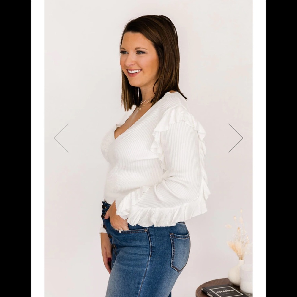 Ivory Ruffled Hem Crop Sweater - Picture 4 of 8